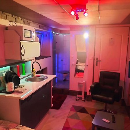 24H Gdynia Mini Apartamenty Na Kod Dostepu & Free Parking & No Keys 외부 사진