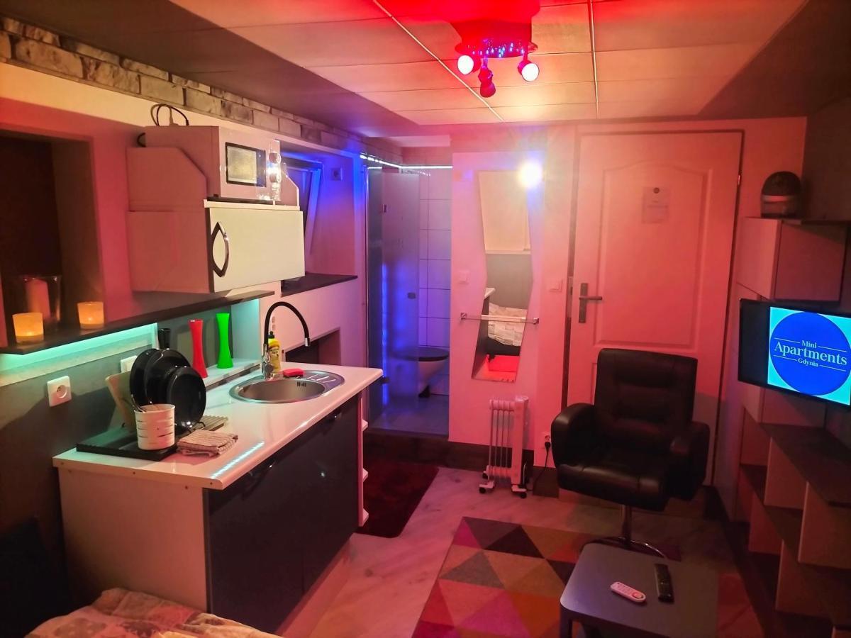 24H Gdynia Mini Apartamenty Na Kod Dostepu & Free Parking & No Keys 외부 사진