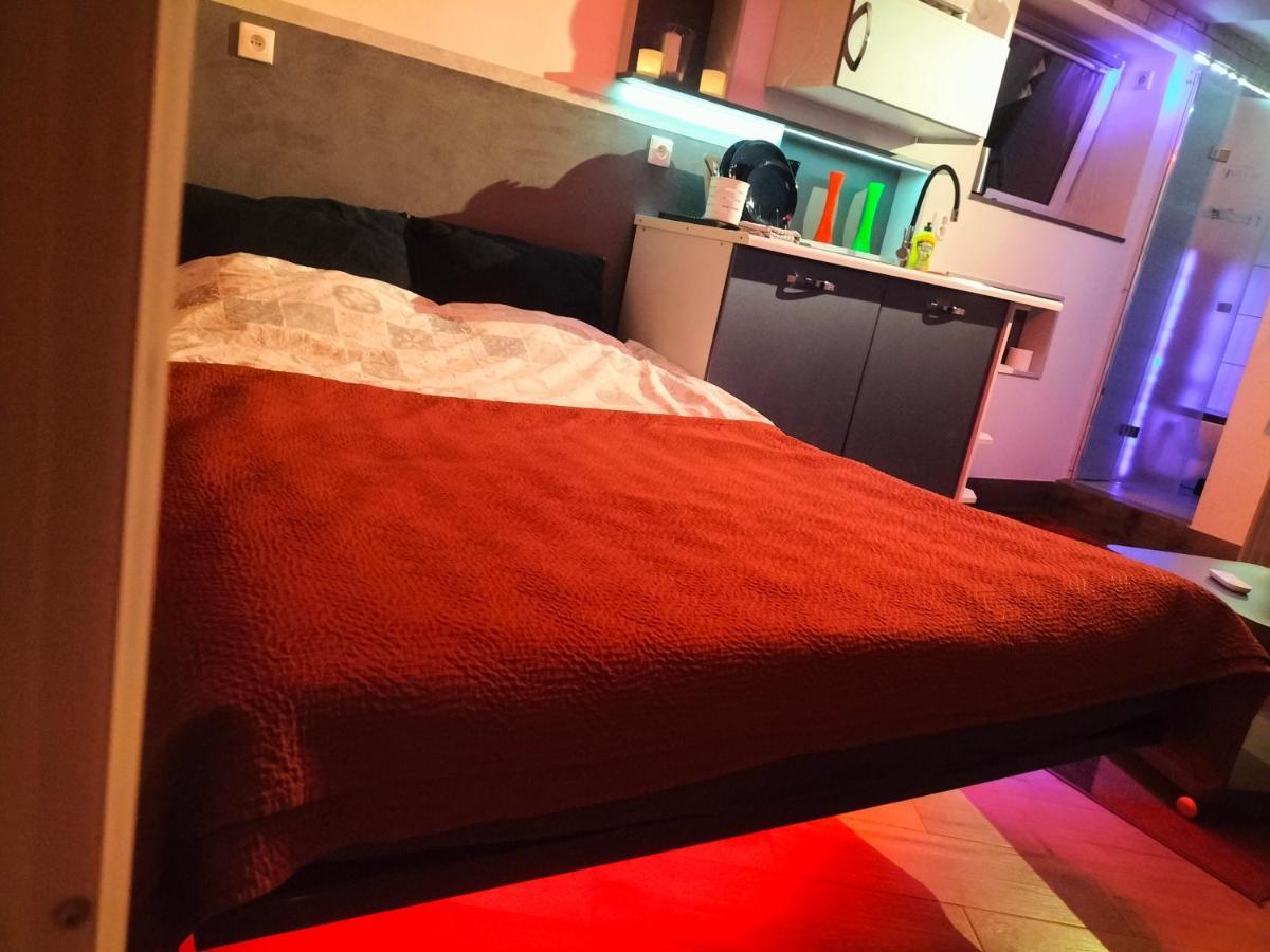 24H Gdynia Mini Apartamenty Na Kod Dostepu & Free Parking & No Keys 외부 사진