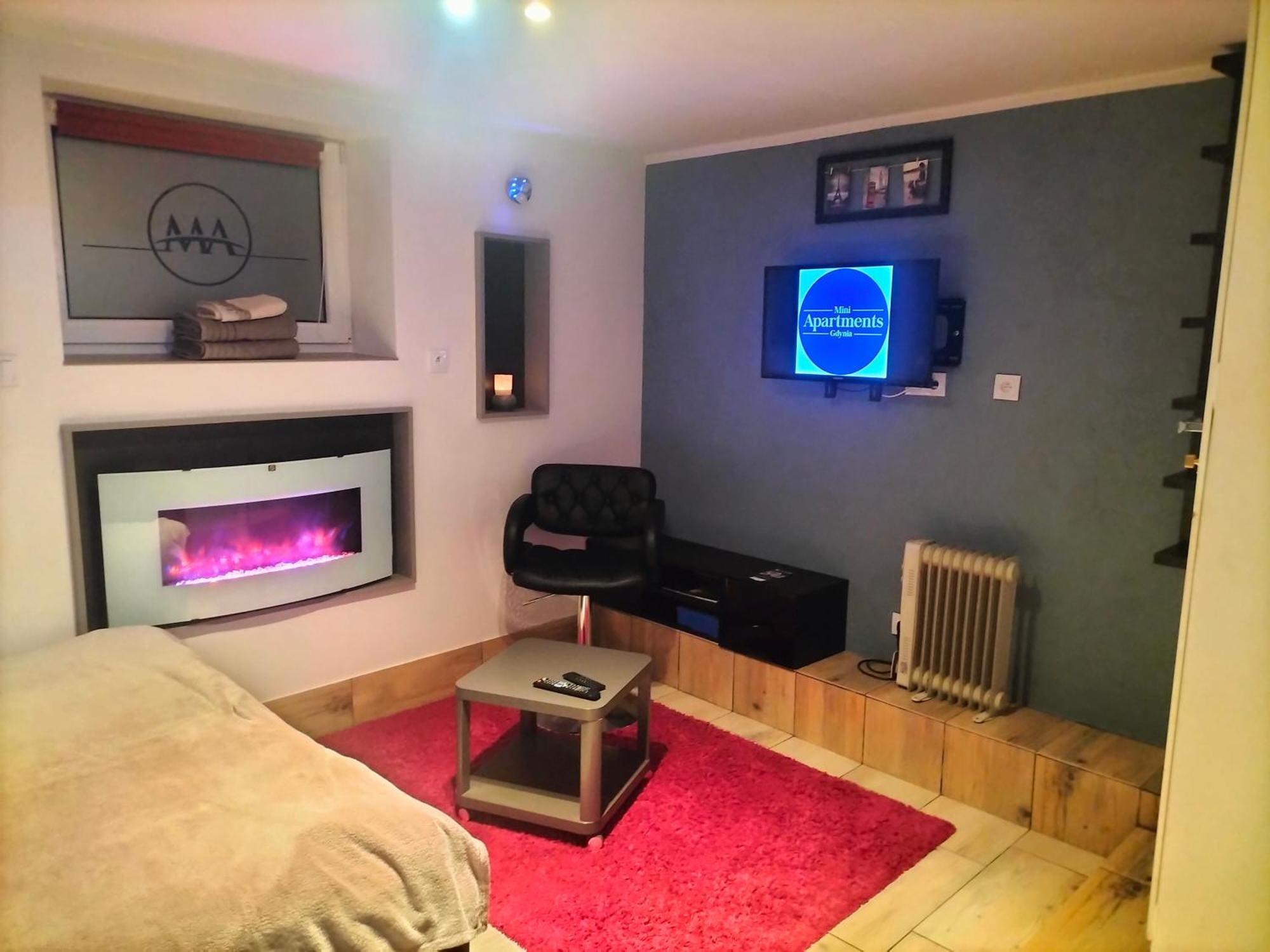 24H Gdynia Mini Apartamenty Na Kod Dostepu & Free Parking & No Keys 객실 사진