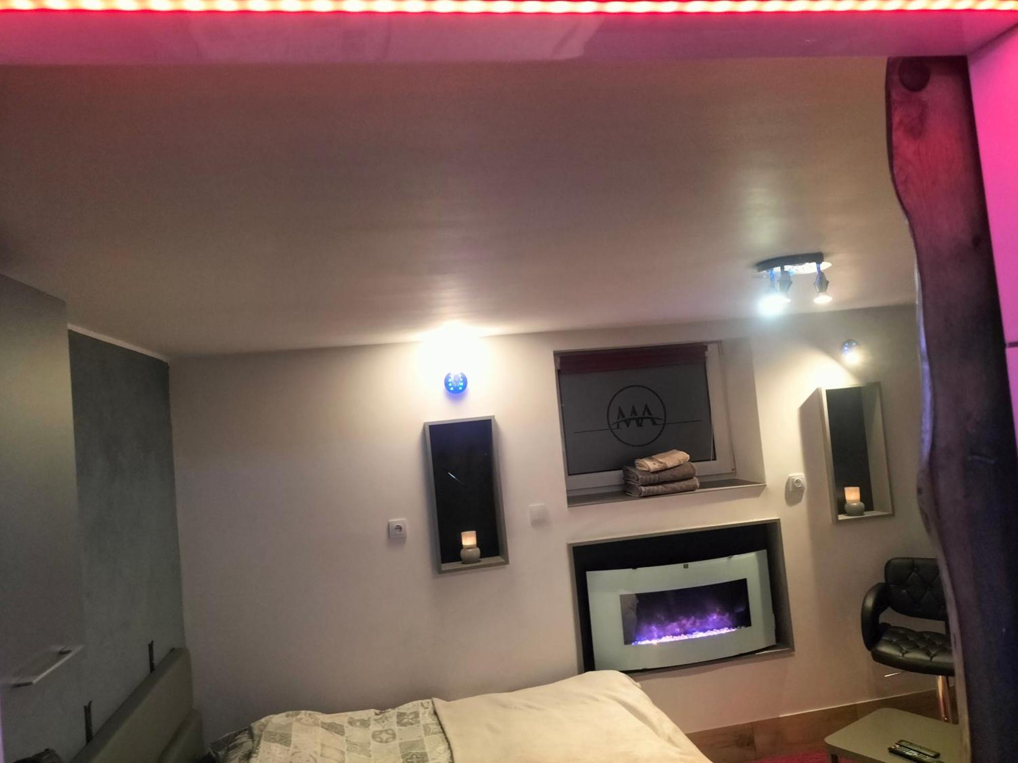 24H Gdynia Mini Apartamenty Na Kod Dostepu & Free Parking & No Keys 객실 사진